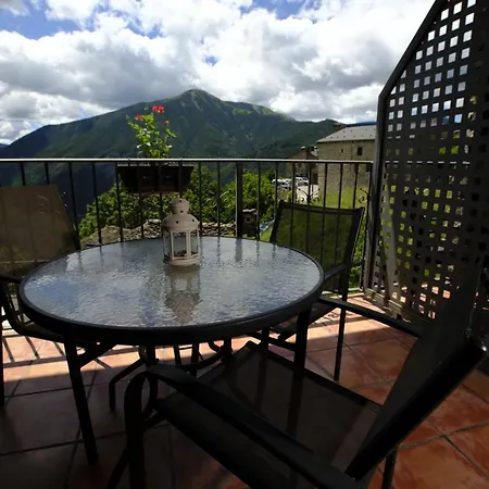 Hotel Balcon Del Pirineo Rural Ordesa 2*