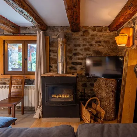 Hotel Balcon Del Pirineo Rural Ordesa 2*