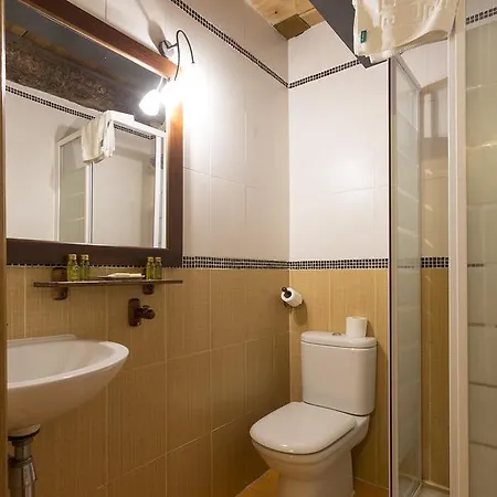 Отель Balcon Del Pirineo Rural Ordesa Буэса