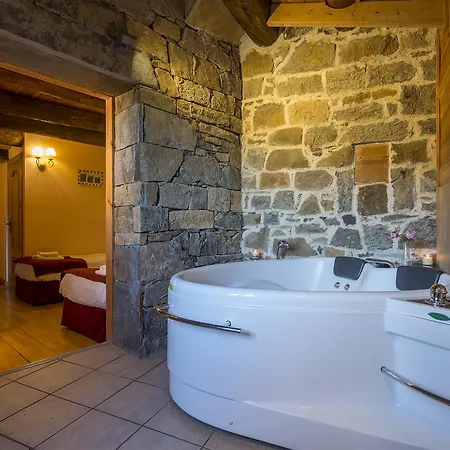 Balcon Del Pirineo Rural Ordesa 호텔
