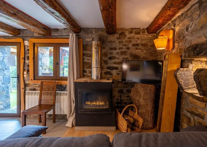 Hotel Balcon Del Pirineo Rural Ordesa 2*