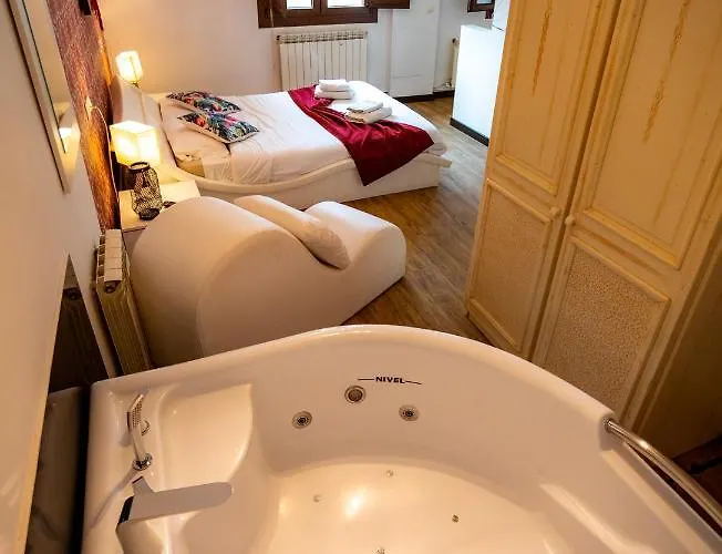 Hotell Balcon Del Pirineo Rural Ordesa Buesa