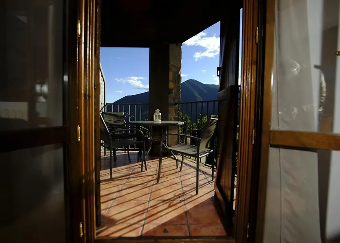 Hotel Balcon Del Pirineo Rural Ordesa 2*