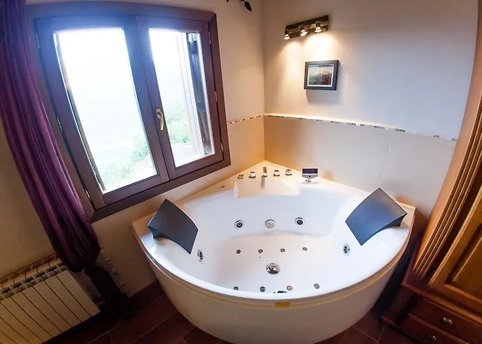 Hotel Balcon Del Pirineo Rural Ordesa 2*