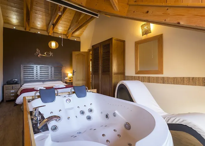 Hotel Balcon Del Pirineo Rural Ordesa 2*